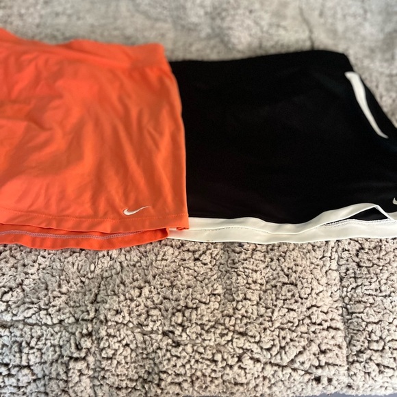 Nike Pants - Nike golf tennis skirt lot women’s XL